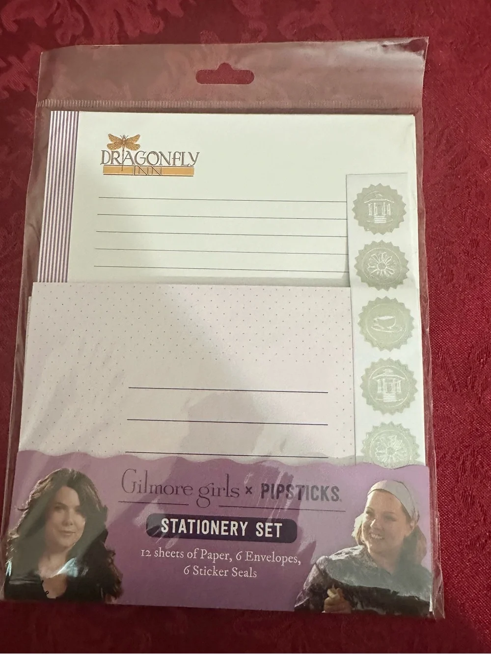 Gilmore Girls x Pipsticks Dragonfly Inn Stationery Set